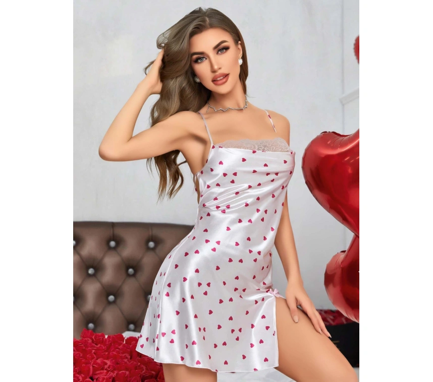 Kadın Beyaz Fuşya Kalp Desenli Saten Gecelik 2219