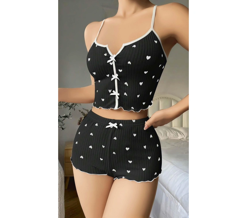Kadın Siyah Kalp Desenli Askılı Şortlu Pijama Takım 6650