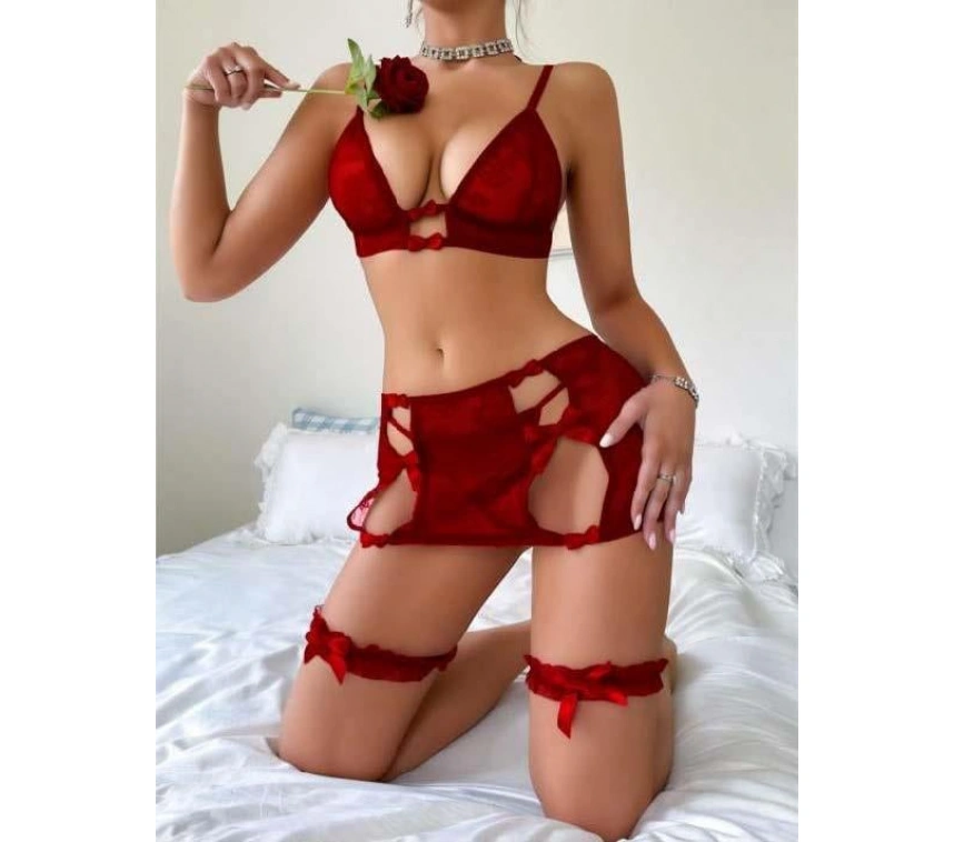 Kırmızı Dantelli Bacak Aksesuarlı Sütyen Takım