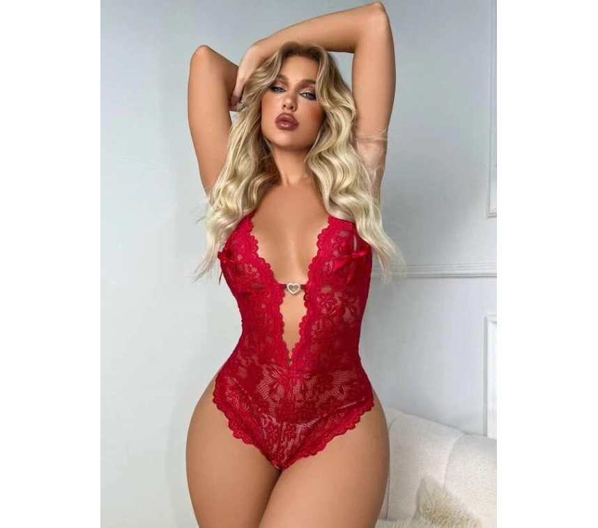 Metal Kalp Aksesuarlı Fantezi Dantelli Kırmızı Body