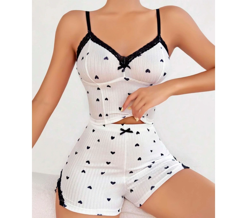 Pamuklu Beyaz Üstüne Siyah Kalp Desen Fitilli Askılı Şortlu Pijama Takımı
