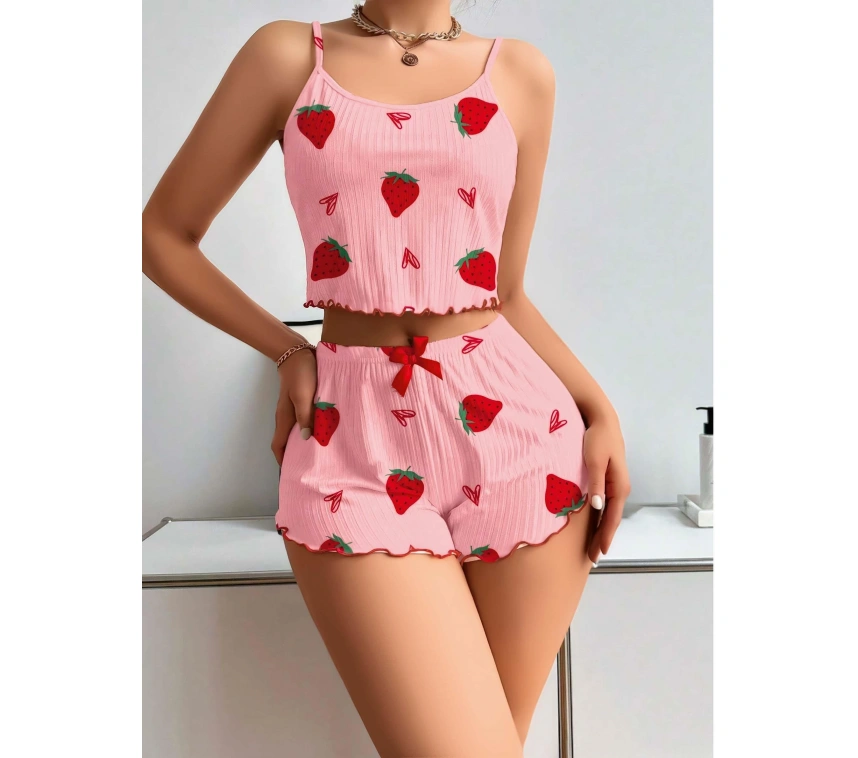 Pamuklu Pembe Üstüne Çilek Desen Fitilli Askılı Şortlu Pijama Takımı