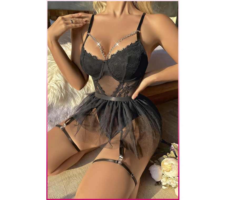 Siyah Göğüs Balenli, Tül Etekli Seksi Jartiyer Takım