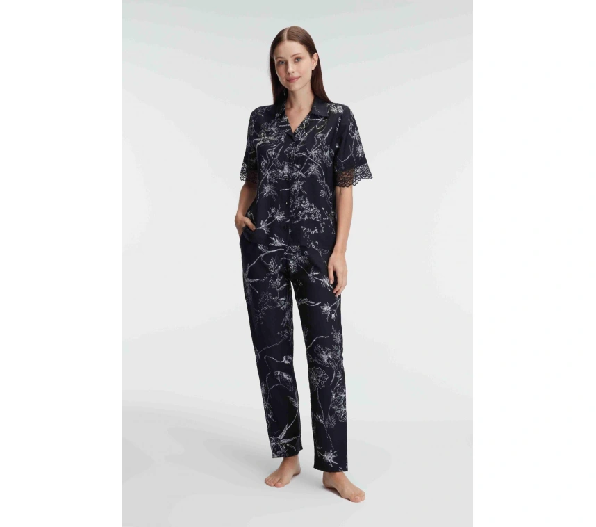 Yarım Kollu V Yaka Kadın Viskon Çiçek Desenli Yazlık Dokuma Dantel Detaylı Pijama Takımı
