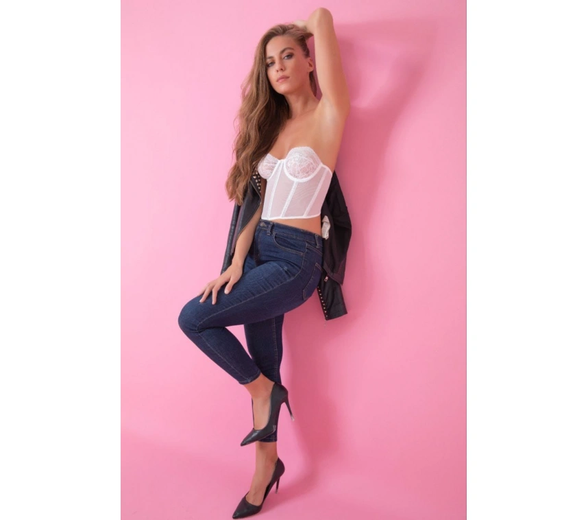 Beyaz Özel Tasarım Taşlı Büstiyer