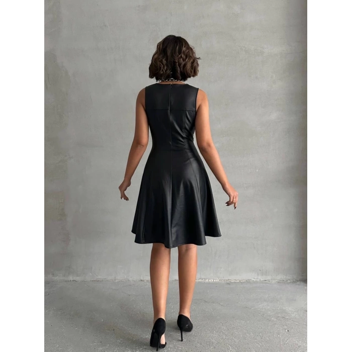 Kare yaka deri elbise siyah h24442