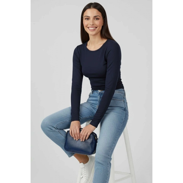 Yanı Büzgülü bluz Lacivert T4322