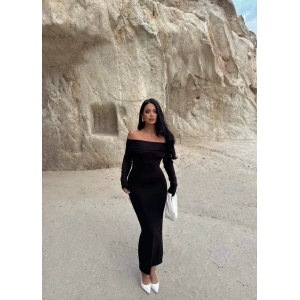 Madonna yaka esnek kumaş elbise siyah