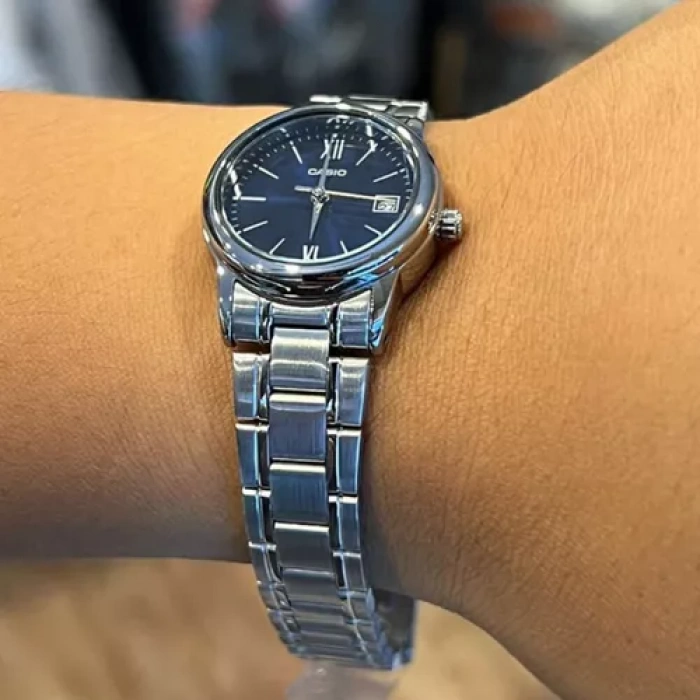 CASIO Analog Metal Kasa Tarihli LTP-V002D-2B3UDF Bayan Kol Saati orjinal kutulu