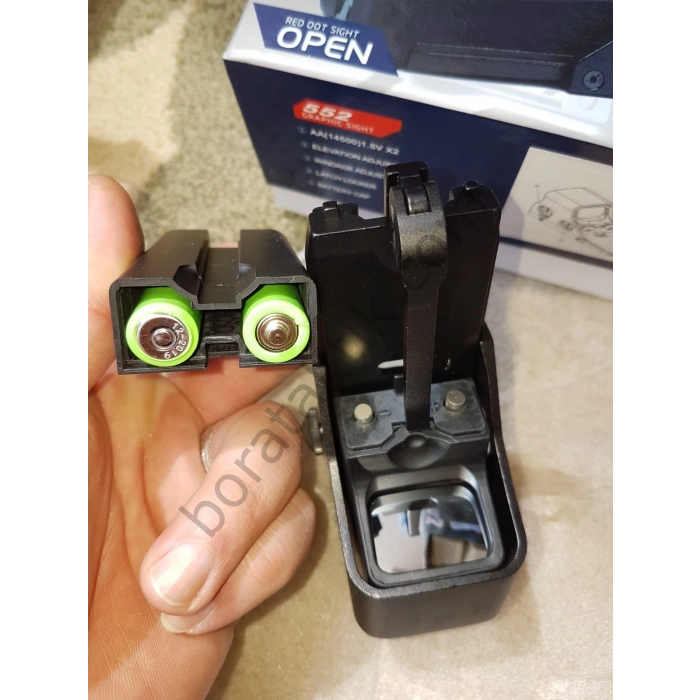 Comet 552 Holografig Reddot Elektronik Nişangâh + 2 şarjlı pil + pil şarj cihazı set