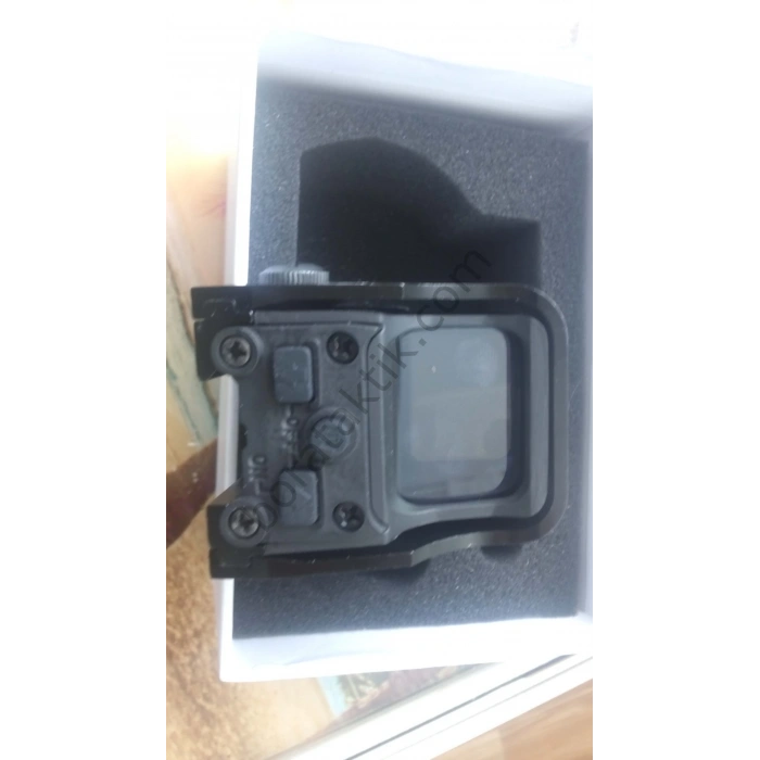 Comet 552 Holografig Reddot Elektronik Nişangâh + 2 şarjlı pil + pil şarj cihazı set