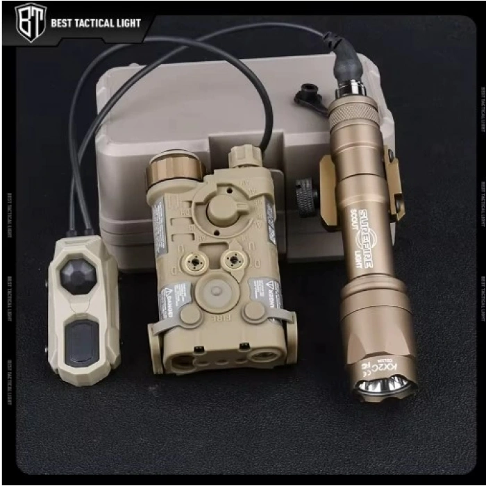 NGAL -PLASTİK KASA Kırmızı Lazer + Tüfek Feneri 22mm Wadsn Metal M300W Strobe Scoutlight M600W TÜFEK Feneri, Silah feneri Airsoft Kablolu Metal fener 22 mm ray için