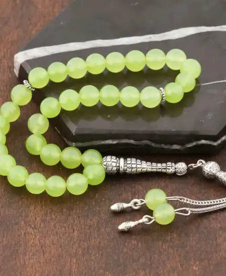 ​doğaltaş Metal Püsküllü Yeşil Yeşim Taşı Tesbih