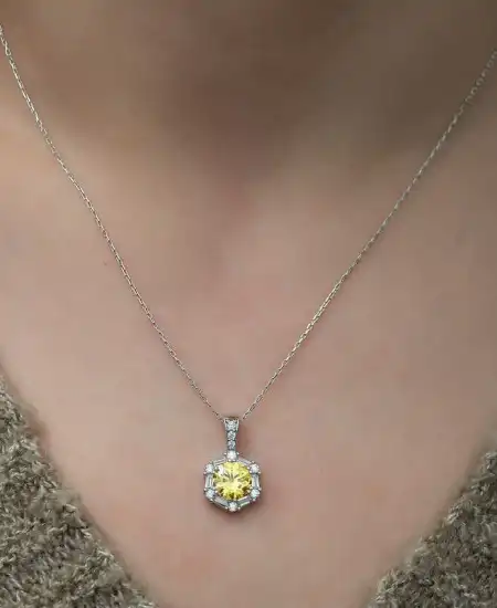 ​gümüş Buğday Sarısı Baget Taşlı Bayan Kolye