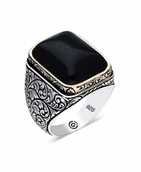 ​gümüş Desenli Siyah Zirkon Taşlı Kare Erkek Yüzük