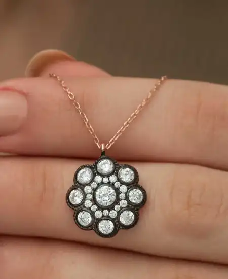 ​gümüş Elmas Montür Çiçek Bayan Kolye