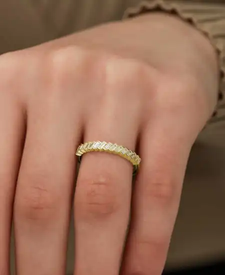 ​​gümüş Gold Sıralı Baget Taşlı Bayan Yüzük