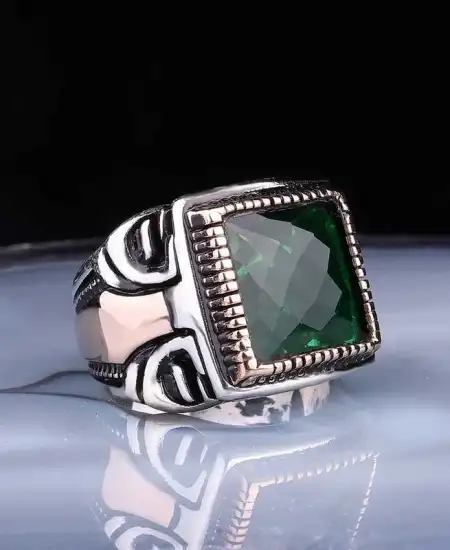 ​gümüş Kare Fasetli Yeşil Taşlı Erkek Yüzük