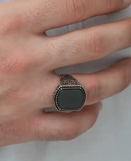 ​gümüş Oniks Taşlı Desenli Erkek Yüzük