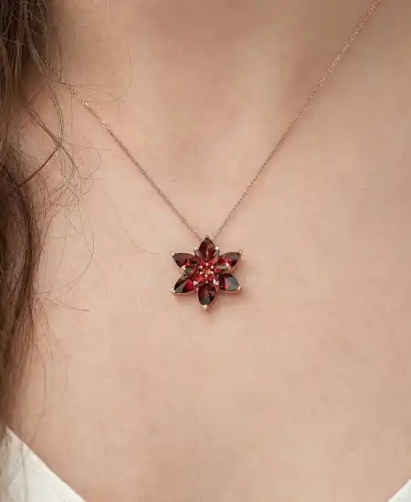 ​​gümüş Rose Kırmızı Lotus Çiçeği Kolye