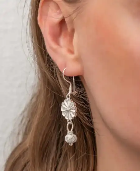 ​gümüş Sallantılı Trabzon Kazaz Kadın Küpe