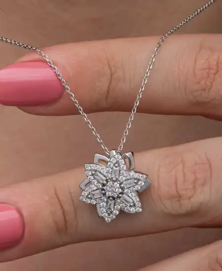 ​gümüş Yıldız Baget Taşlı  Dönen Stres Kadın Kolye