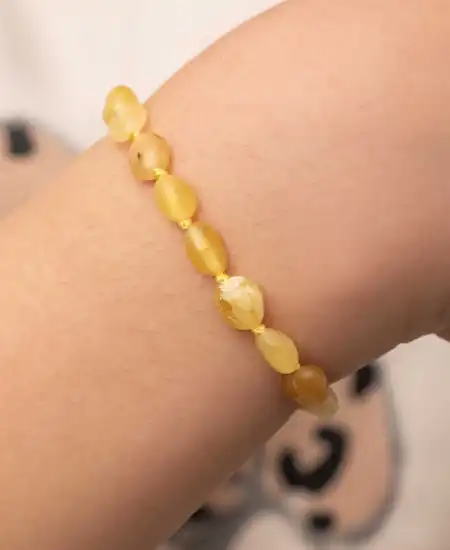 Bebek Damla Kehribar Bileklik