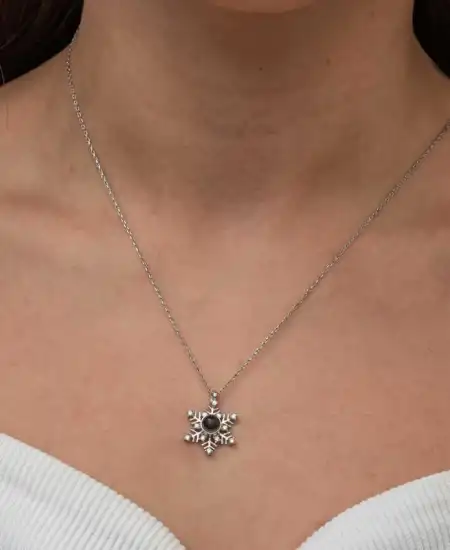 Gümüş 100 Dilde Seni Seviyorum Kar Tanesi Kadın Kolye