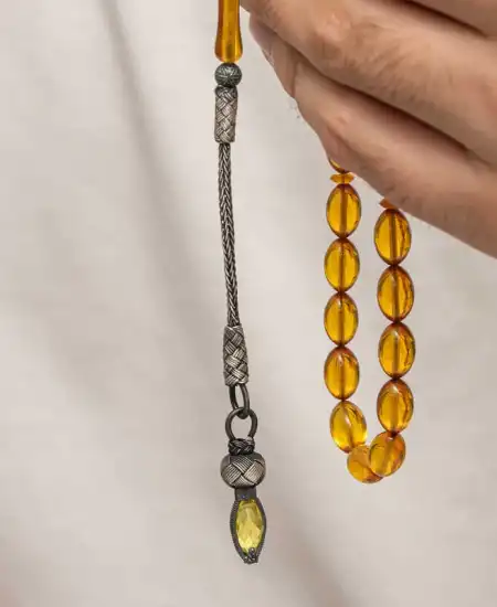 Gümüş 1000 Ayar Kazaz Püsküllü Sıkma Kehribar Tesbih