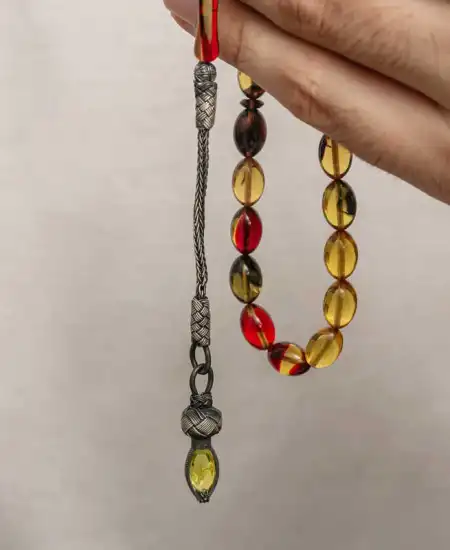 Gümüş 1000 Ayar Kazaz Püsküllü Sıkma Kehribar Tesbih