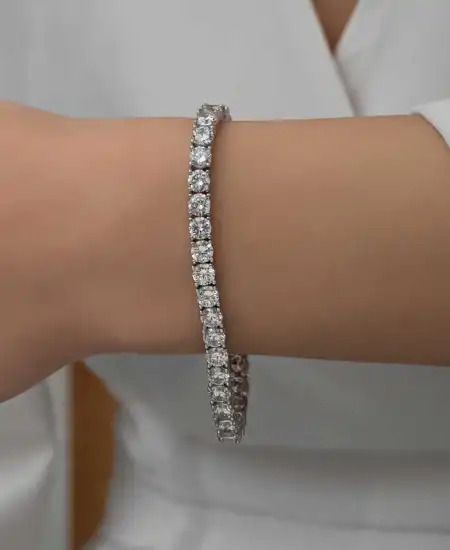 Gümüş 3 Mm Beyaz Taşlı Su Yolu Kadın Bileklik