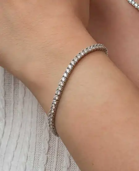 Gümüş 3.5 Mm Beyaz Taşlı Su Yolu Kadın Bileklik