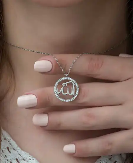 Gümüş Arapça Allah Yazılı Bayan Kolye