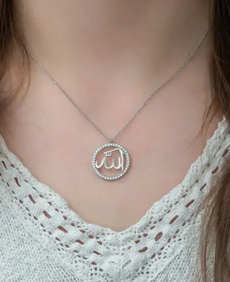 Gümüş Arapça Allah Yazılı Bayan Kolye
