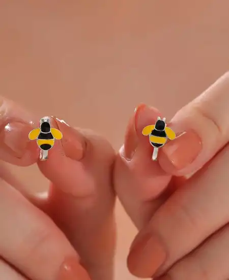 Gümüş Arı Çocuk Küpesi