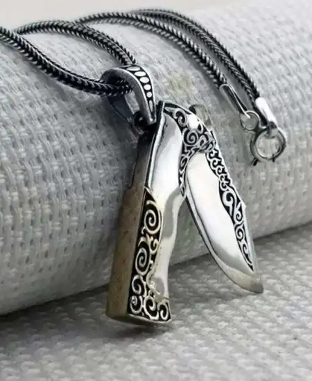 Gümüş Avcı Bıçağı Erkek Kolye