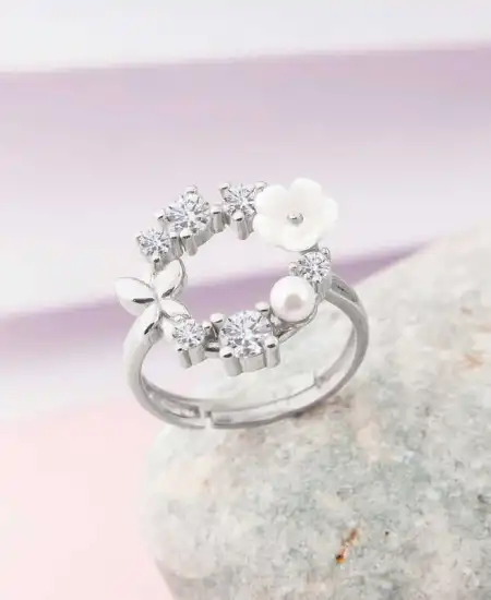 Gümüş Ayarlanabilir Manolya Çiçeği Kadın Yüzük