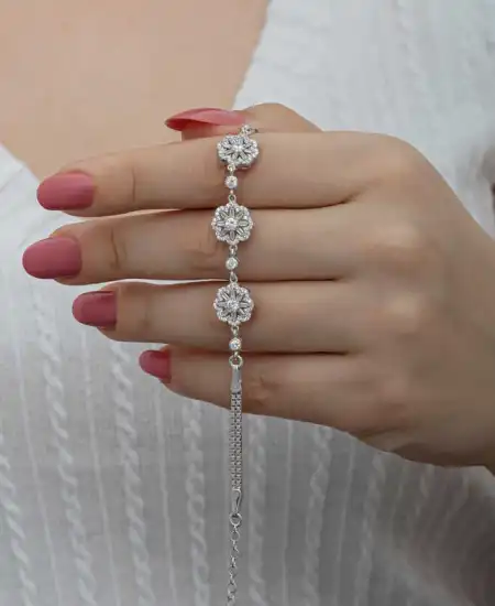 Gümüş Baget Çiçek Desenli Kadın Bileklik