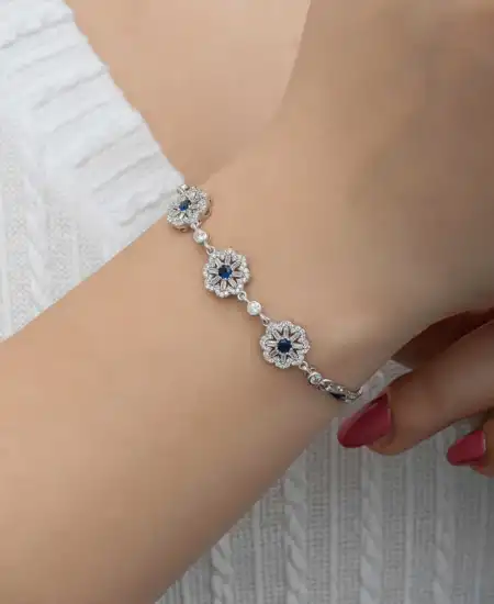 Gümüş Baget Çiçek Desenli Kadın Bileklik