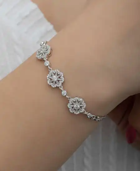 Gümüş Baget Çiçek Desenli Kadın Bileklik