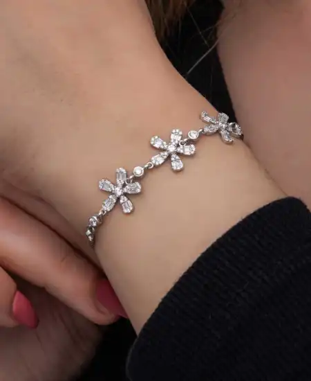 Gümüş Baget Çiçek Desenli Kadın Bileklik