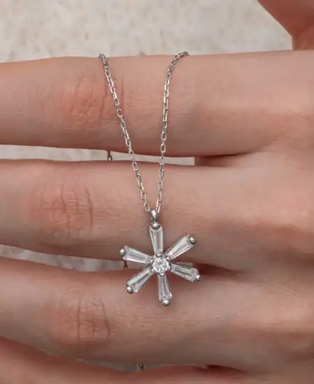 Gümüş Baget Taşlı Çiçek Kadın Kolye