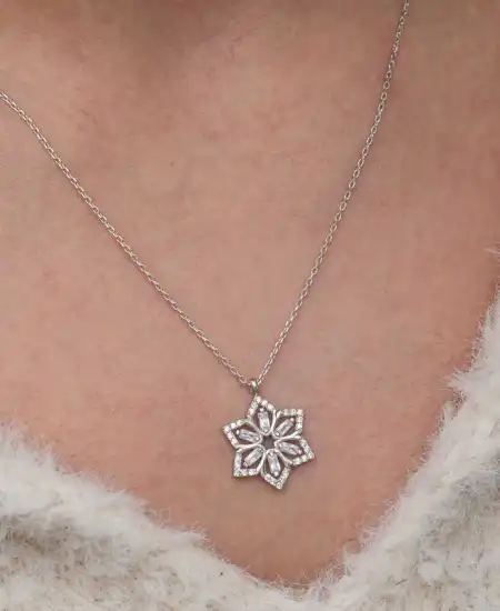 Gümüş Baget Taşlı Çiçek Kadın Kolye