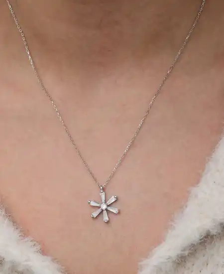 Gümüş Baget Taşlı Çiçek Kadın Kolye