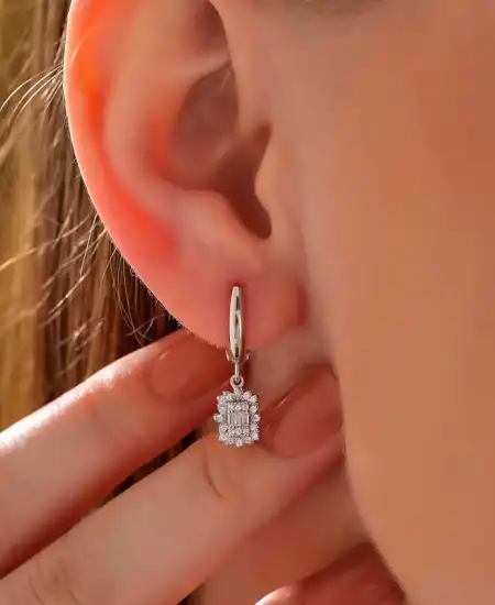 Gümüş Baget Taşlı Kadın Küpe