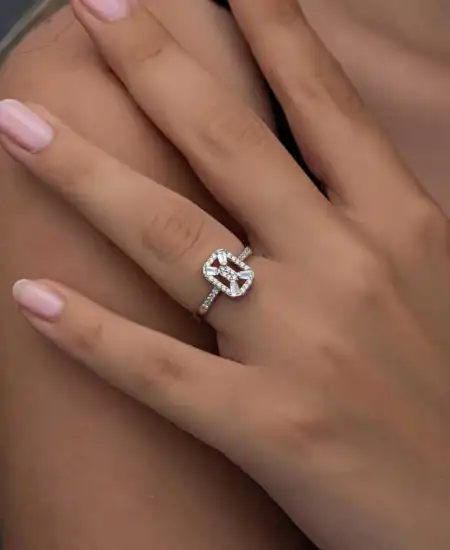 Gümüş Baget Taşlı Kadın Yüzük