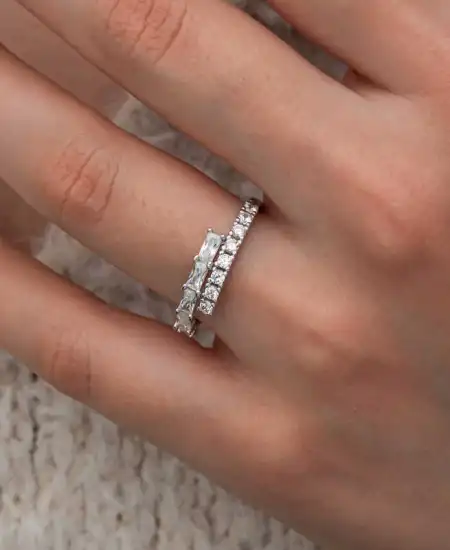 Gümüş Baget Taşlı Yarımtur Kadın Yüzük