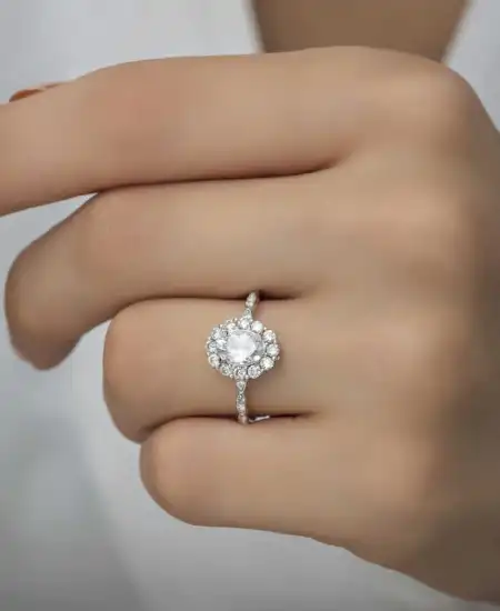 Gümüş Beyaz Oval Taşlı Kadın Yüzük