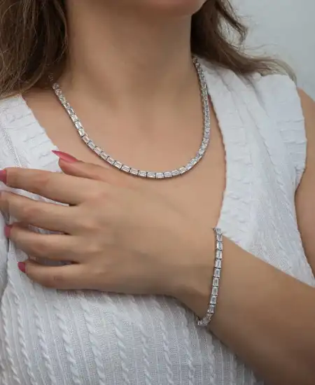 Gümüş Beyaz Taşlı Su Yolu Kadın Set