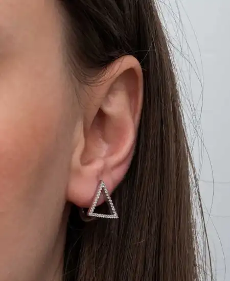 Gümüş Beyaz Taşlı Üçgen Küpe